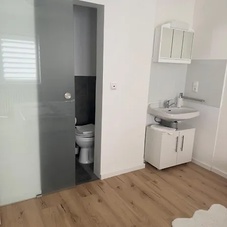 Furnished 3zi With Balcony In Apartment Bad Bocklet